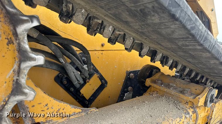 image for item EN0550 2021 Caterpillar 299D3 tracked skid steer loader