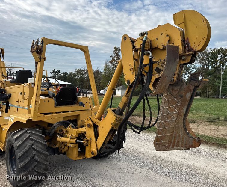 image for item EN0551 2000 Vermeer V8550A vibratory cable plow