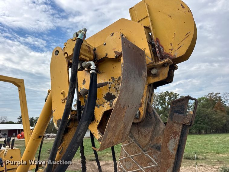 image for item EN0551 2000 Vermeer V8550A vibratory cable plow