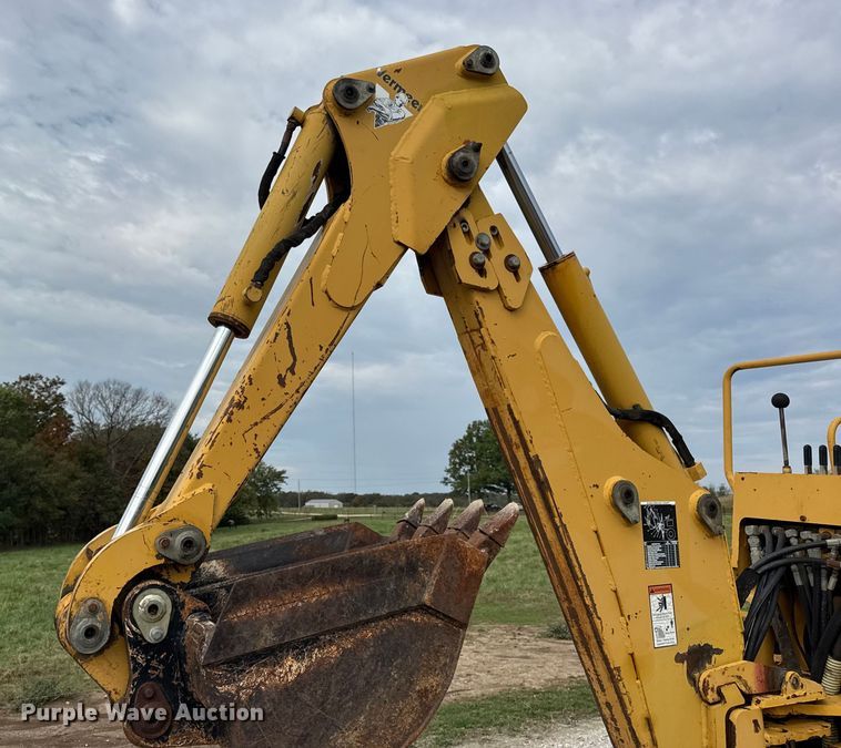 image for item EN0551 2000 Vermeer V8550A vibratory cable plow