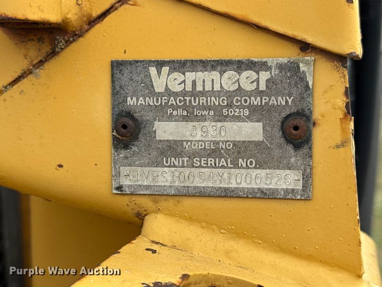 image for item EN0551 2000 Vermeer V8550A vibratory cable plow