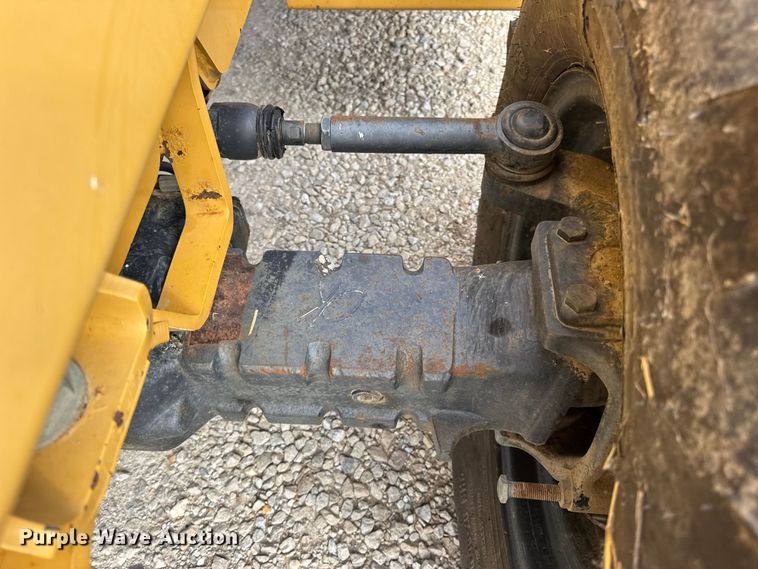 image for item EN0551 2000 Vermeer V8550A vibratory cable plow