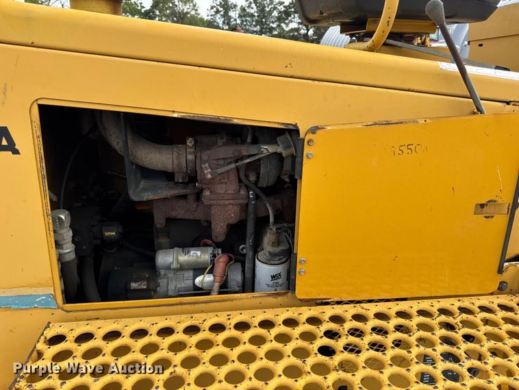 image for item EN0551 2000 Vermeer V8550A vibratory cable plow