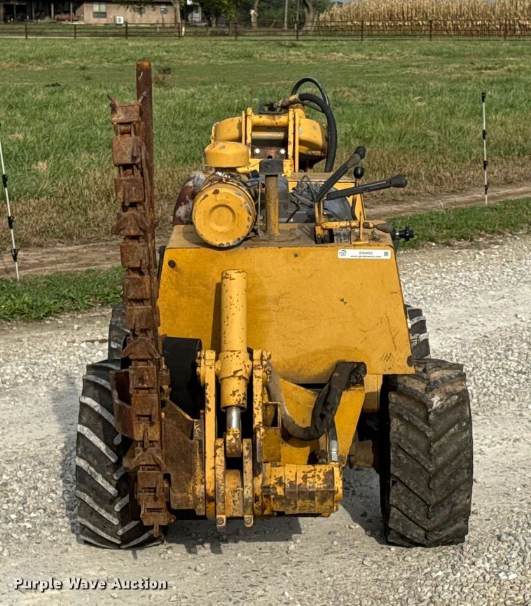 image for item EN0552 1988 Vermeer LM35 trencher
