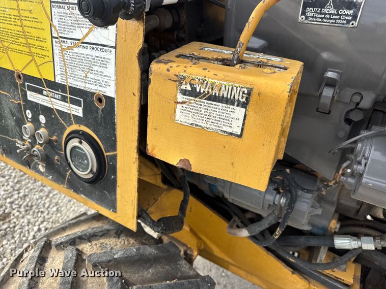 image for item EN0552 1988 Vermeer LM35 trencher