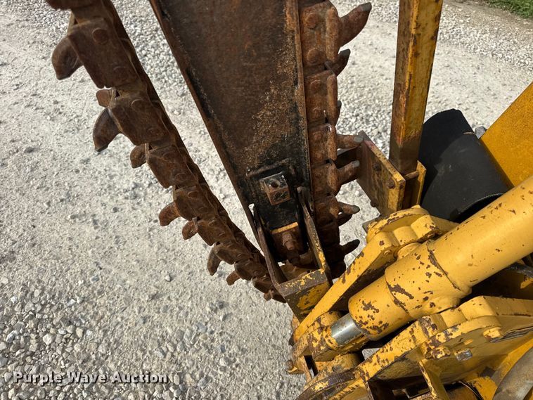 image for item EN0552 1988 Vermeer LM35 trencher