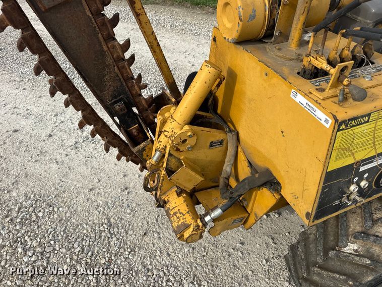 image for item EN0552 1988 Vermeer LM35 trencher