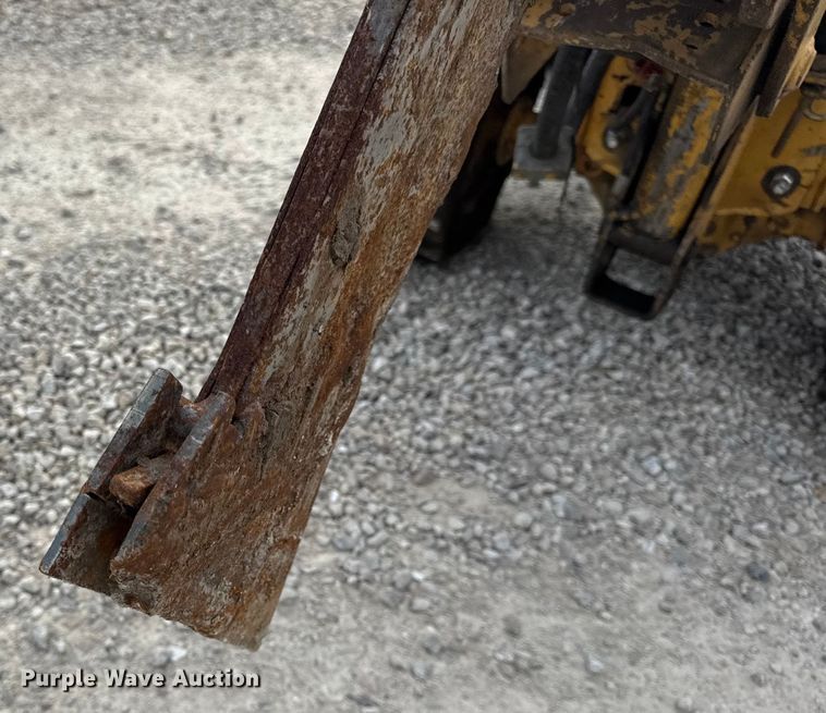 image for item EN0552 1988 Vermeer LM35 trencher