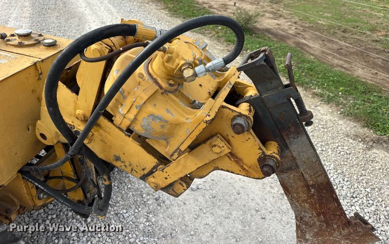 image for item EN0552 1988 Vermeer LM35 trencher