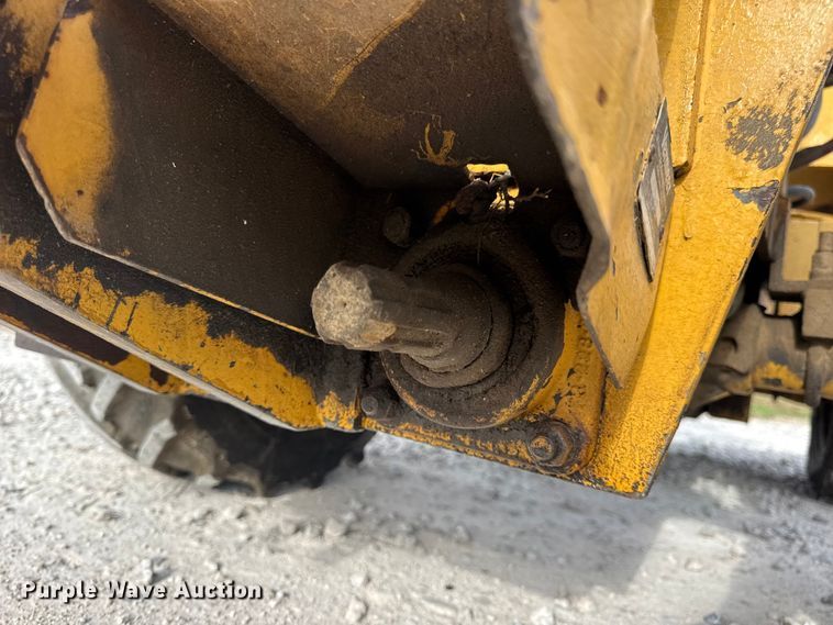 image for item EN0552 1988 Vermeer LM35 trencher