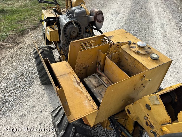 image for item EN0552 1988 Vermeer LM35 trencher