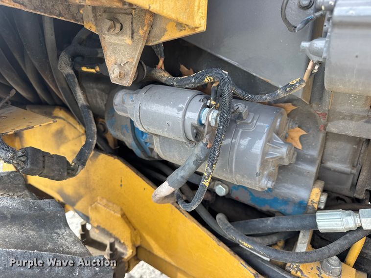 image for item EN0552 1988 Vermeer LM35 trencher