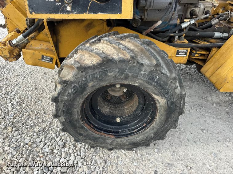 image for item EN0552 1988 Vermeer LM35 trencher