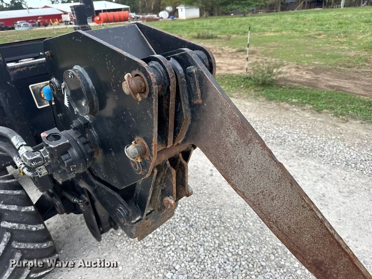 image for item EN0553 1998 Ditch Witch 410 SX trencher