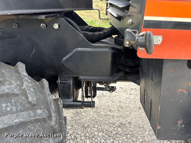 image for item EN0553 1998 Ditch Witch 410 SX trencher