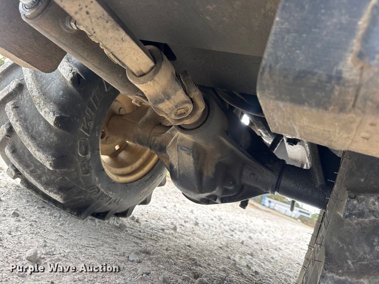 image for item EN0553 1998 Ditch Witch 410 SX trencher