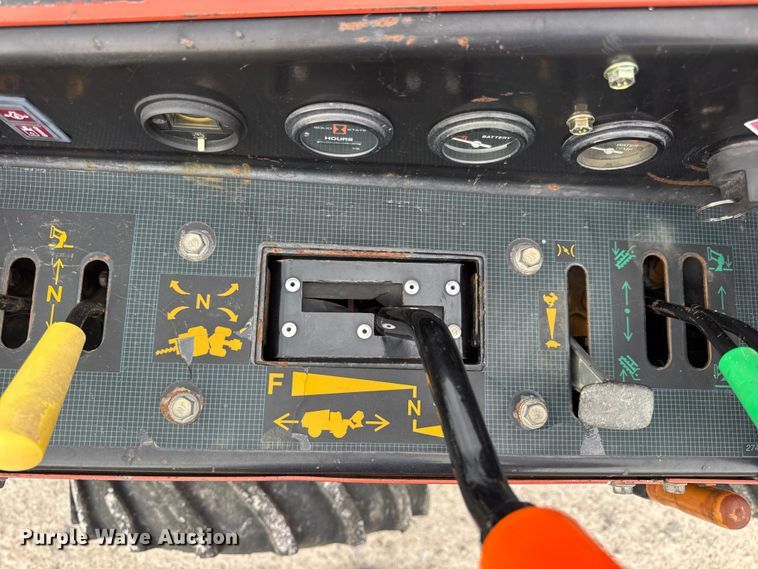 image for item EN0553 1998 Ditch Witch 410 SX trencher