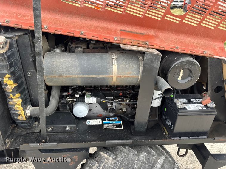 image for item EN0553 1998 Ditch Witch 410 SX trencher