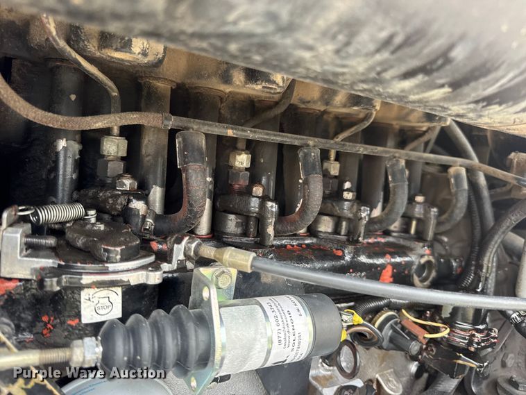 image for item EN0553 1998 Ditch Witch 410 SX trencher