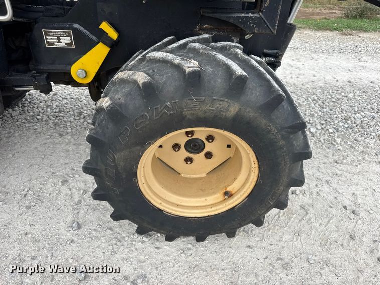 image for item EN0553 1998 Ditch Witch 410 SX trencher