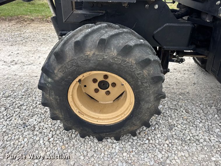 image for item EN0553 1998 Ditch Witch 410 SX trencher