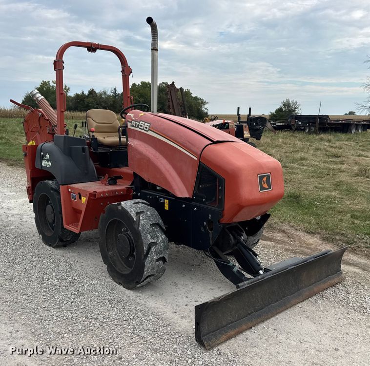 image for item EN0555 2016 Ditch Witch RT55 rock saw