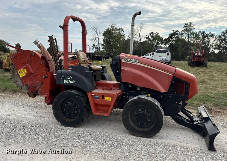 image for item EN0555 2016 Ditch Witch RT55 rock saw
