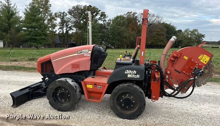 image for item EN0555 2016 Ditch Witch RT55 rock saw