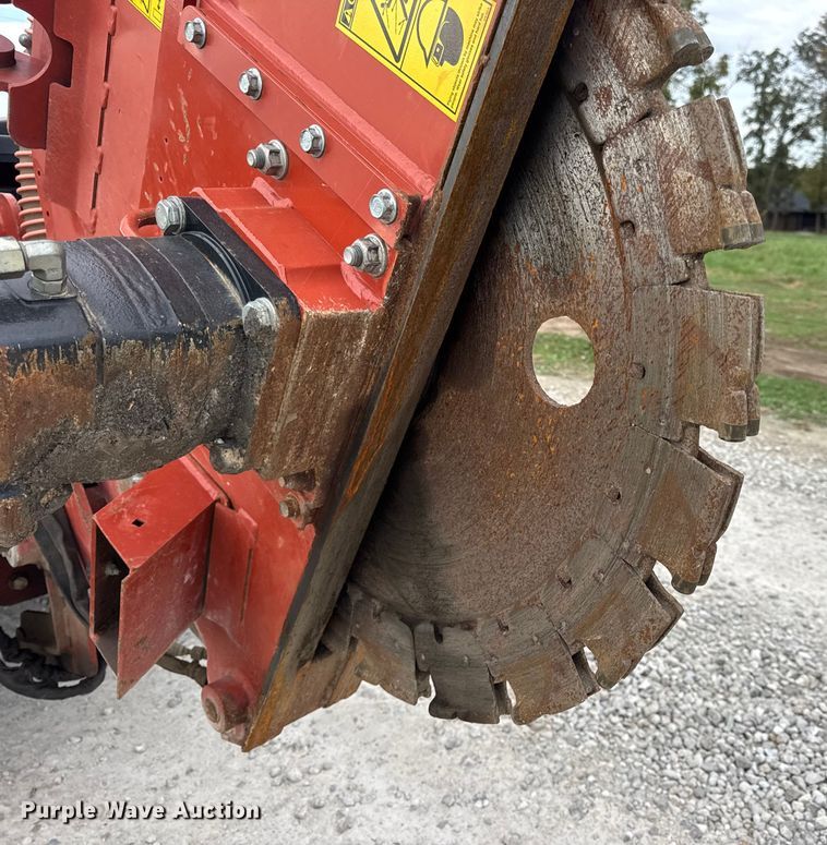 image for item EN0555 2016 Ditch Witch RT55 rock saw