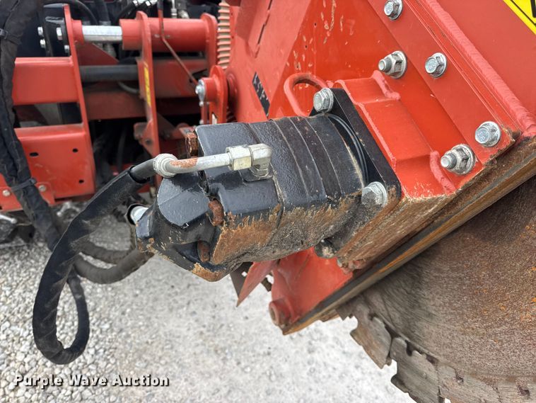 image for item EN0555 2016 Ditch Witch RT55 rock saw