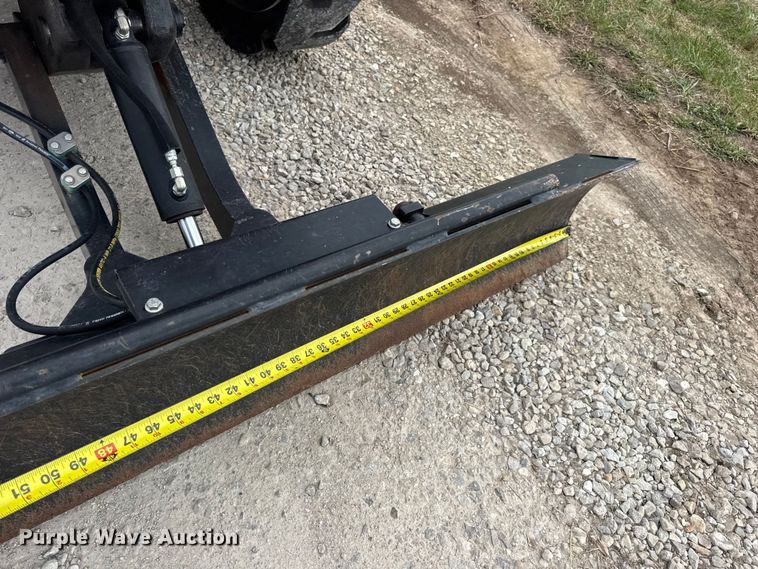 image for item EN0555 2016 Ditch Witch RT55 rock saw