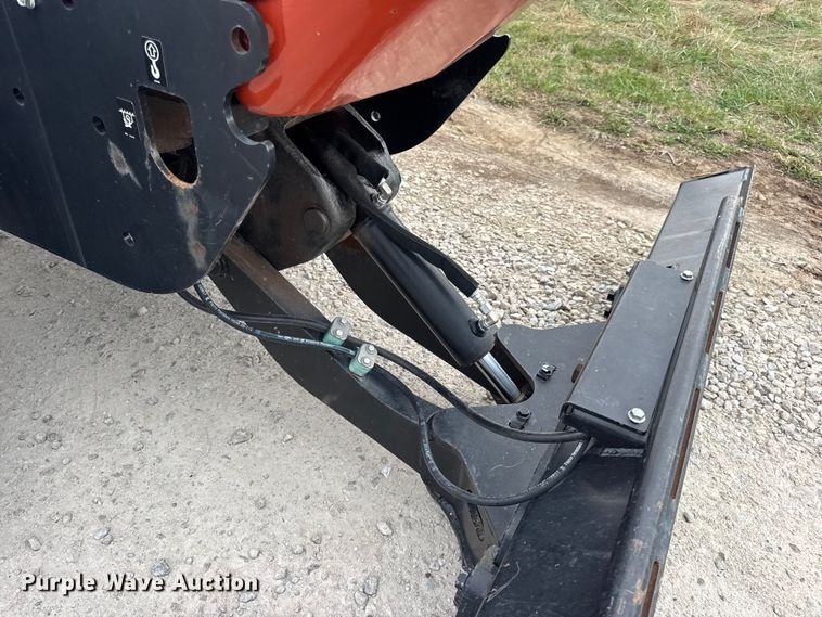 image for item EN0555 2016 Ditch Witch RT55 rock saw