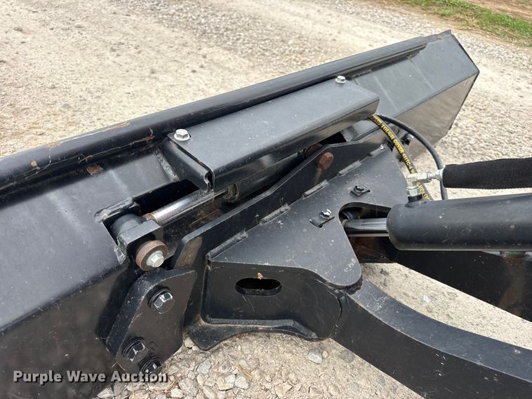 image for item EN0555 2016 Ditch Witch RT55 rock saw