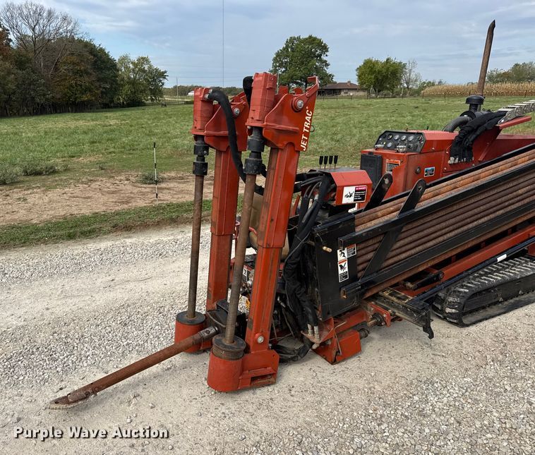 image for item EN0556 2000 Ditch Witch JT920L directional boring unit
