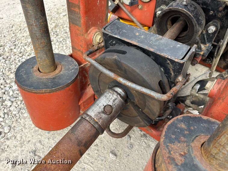 image for item EN0556 2000 Ditch Witch JT920L directional boring unit