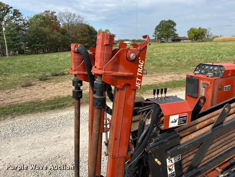 image for item EN0556 2000 Ditch Witch JT920L directional boring unit