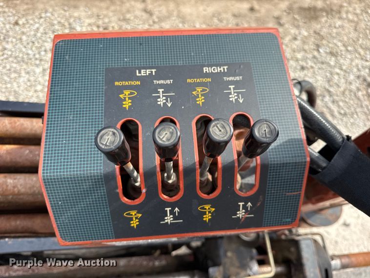 image for item EN0556 2000 Ditch Witch JT920L directional boring unit