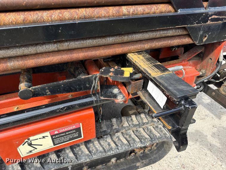 image for item EN0556 2000 Ditch Witch JT920L directional boring unit