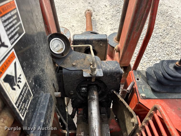 image for item EN0556 2000 Ditch Witch JT920L directional boring unit