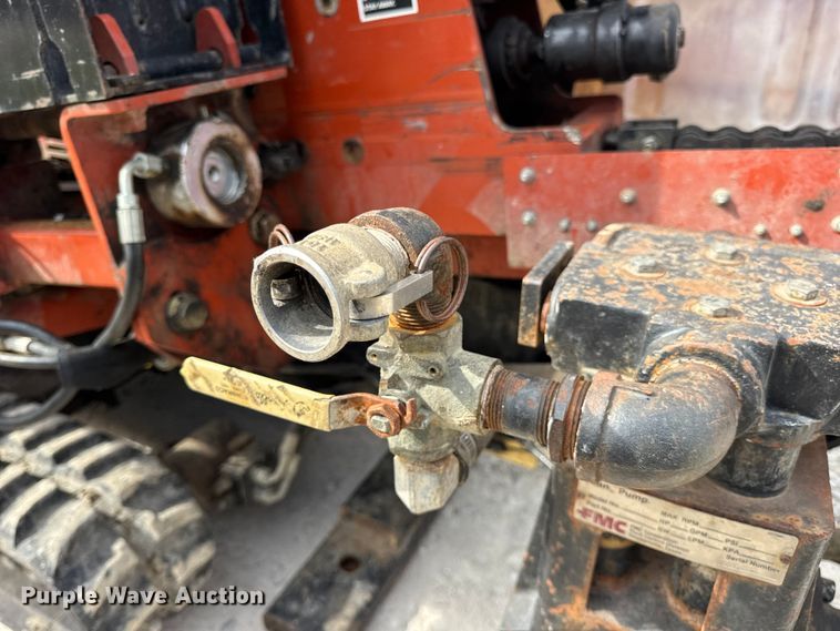 image for item EN0556 2000 Ditch Witch JT920L directional boring unit