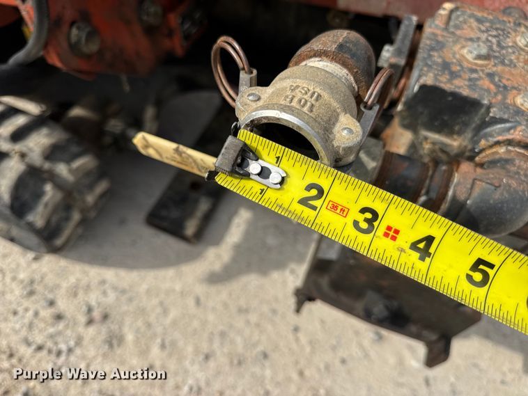 image for item EN0556 2000 Ditch Witch JT920L directional boring unit