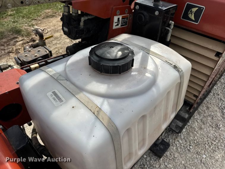 image for item EN0556 2000 Ditch Witch JT920L directional boring unit