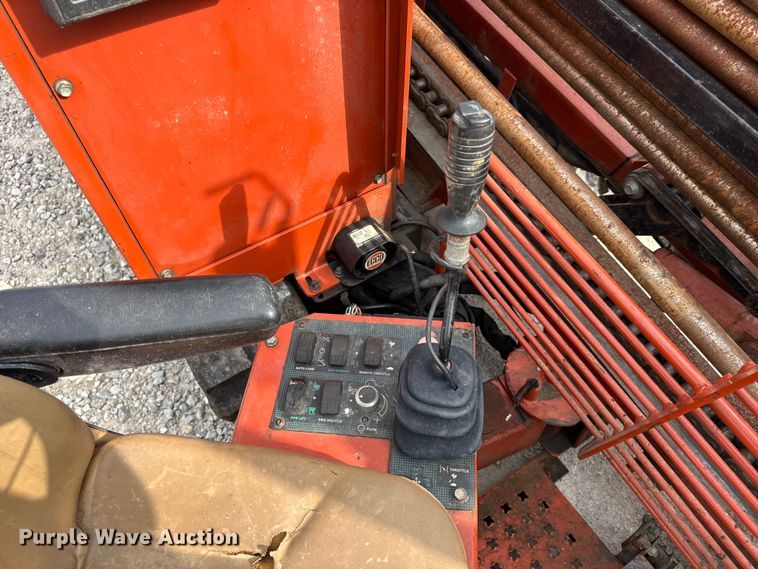 image for item EN0556 2000 Ditch Witch JT920L directional boring unit