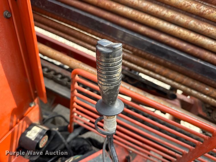 image for item EN0556 2000 Ditch Witch JT920L directional boring unit