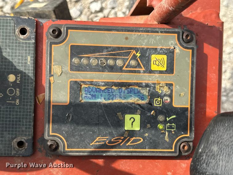 image for item EN0556 2000 Ditch Witch JT920L directional boring unit