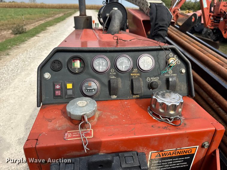 image for item EN0556 2000 Ditch Witch JT920L directional boring unit