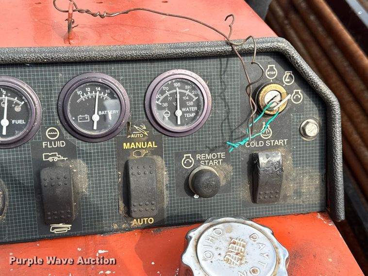 image for item EN0556 2000 Ditch Witch JT920L directional boring unit