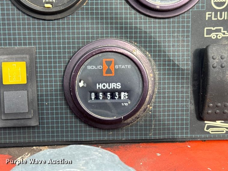 image for item EN0556 2000 Ditch Witch JT920L directional boring unit