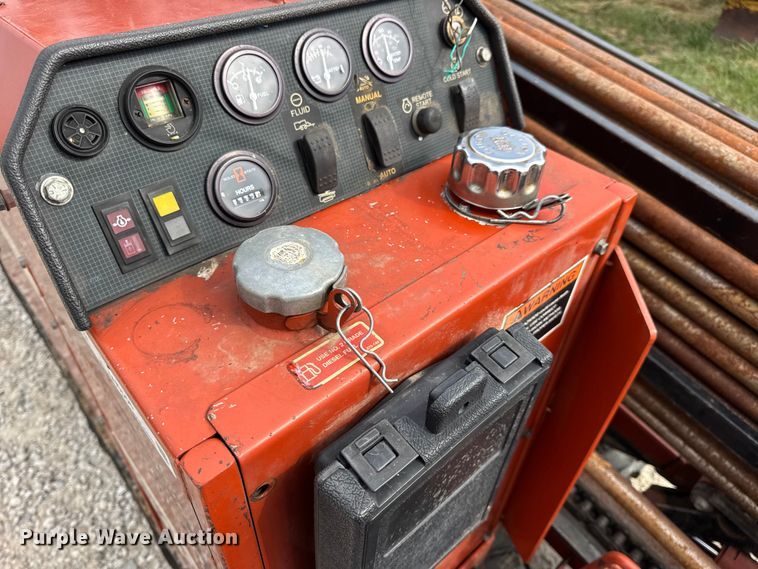 image for item EN0556 2000 Ditch Witch JT920L directional boring unit