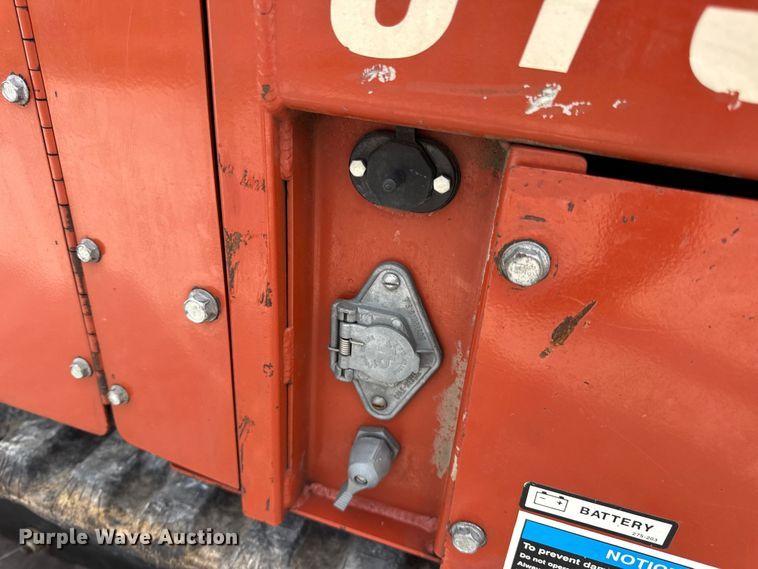 image for item EN0556 2000 Ditch Witch JT920L directional boring unit